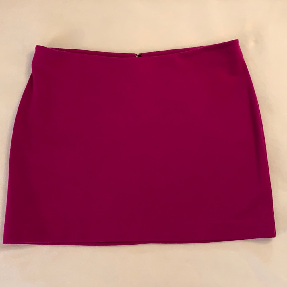 Express mini skirt.